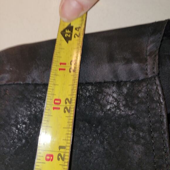 Vintage Womens Black Suede Leather Snap Front Vest Size 20W Ivy Club Distressed - Picture 4 of 6